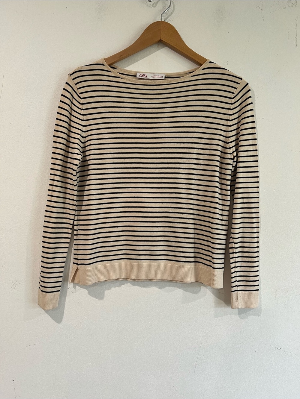 Zara Cream and Black Striped Long-Sleeve Top XS